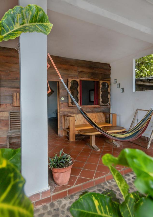Esencia Nativa Hotel El Zonte Exterior photo